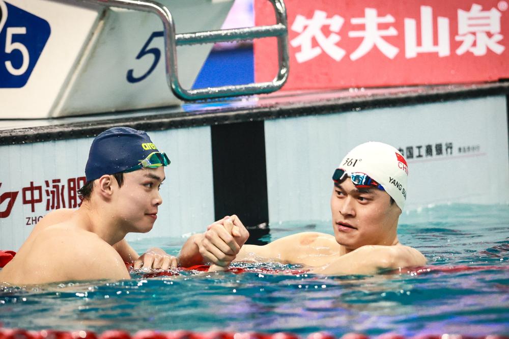 詹姆斯谈里夫斯表现：他有天赋又很勤奋，由衷为他感到开心